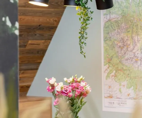 Salamandra Giewont View By Renters Prestige